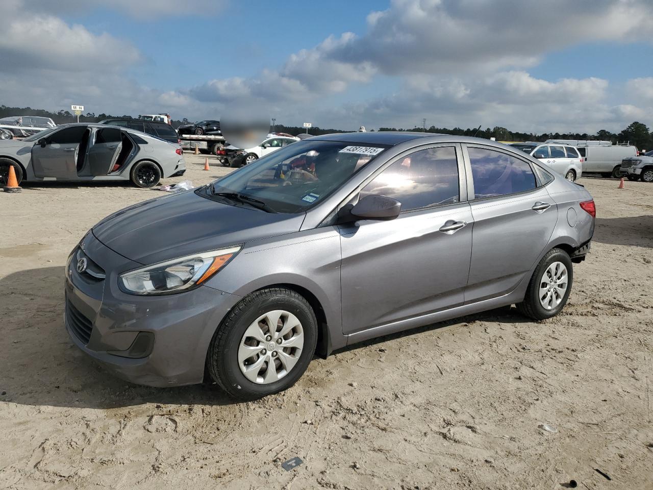 2015 Hyundai Accent Gls for Sale in Houston, TX - Rear End