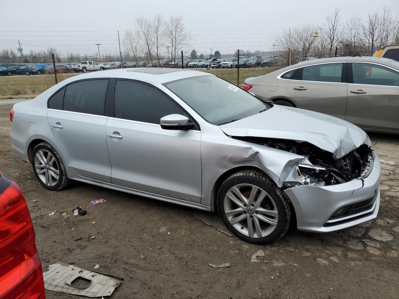 2015 Volkswagen Jetta - Image 4