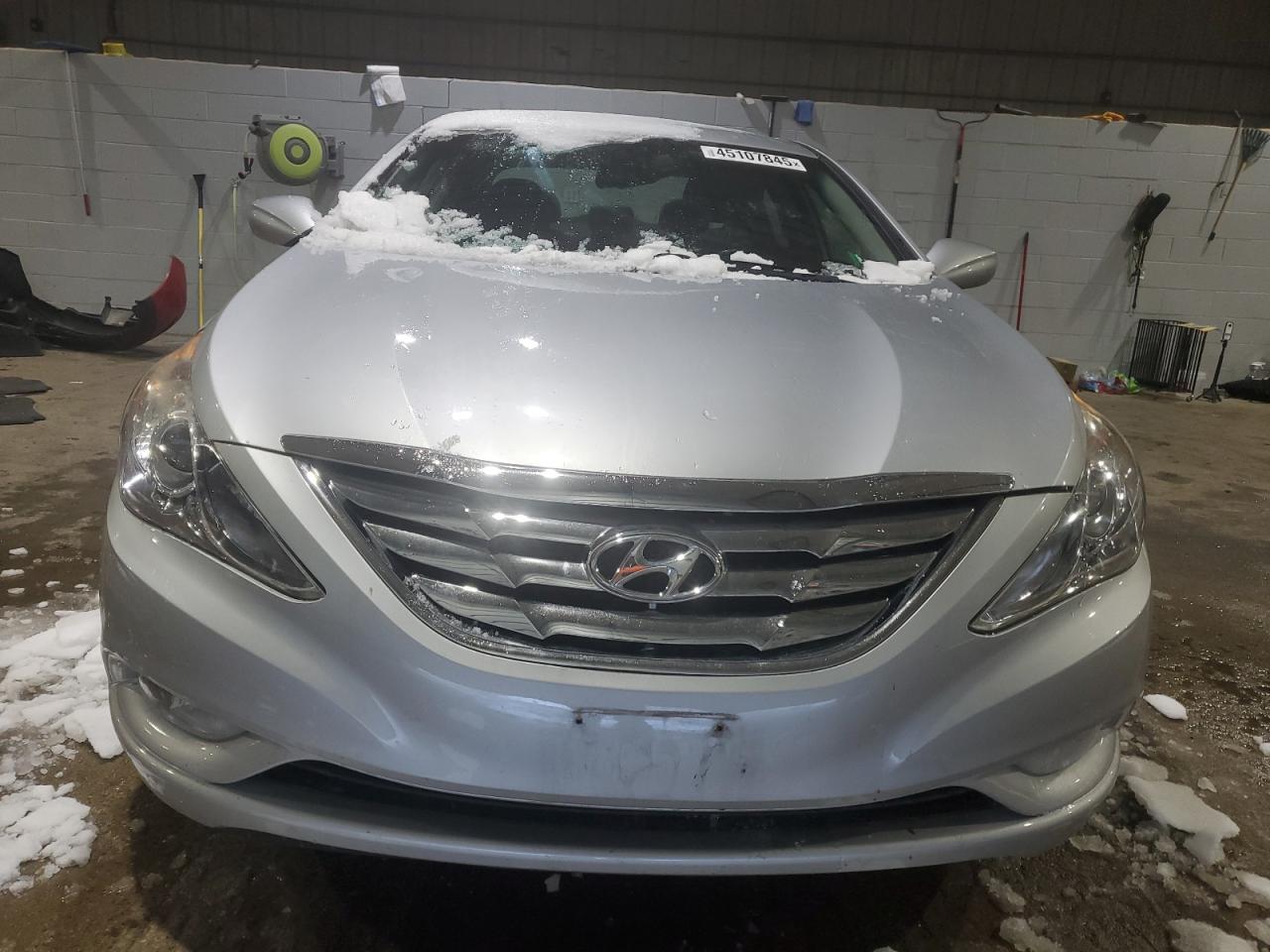 2012 Hyundai Sonata - Image 5