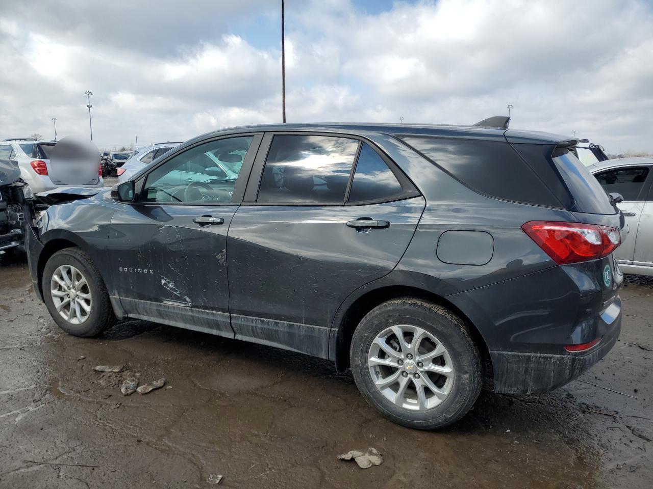 2021 Chevrolet Equinox - Image 2