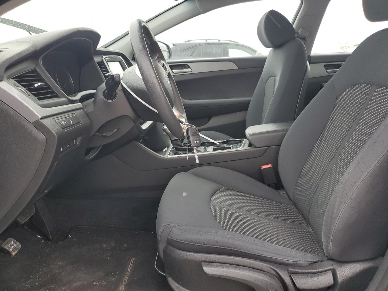 2018 Hyundai Sonata - Image 7