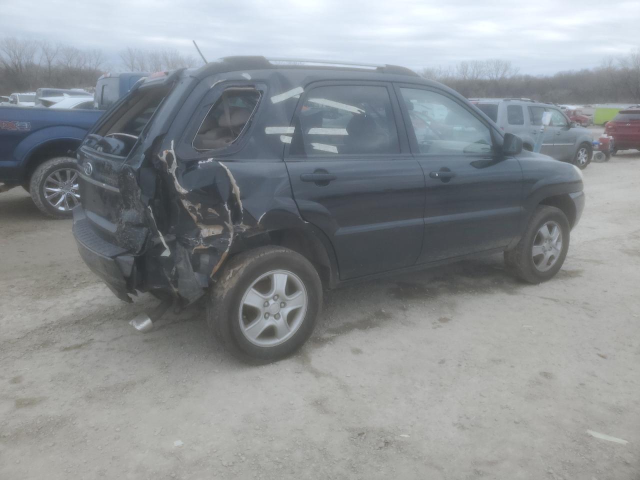 2008 Kia Sportage - Image 3