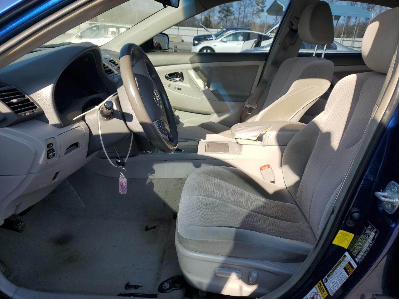 2011 Toyota Camry - Image 7