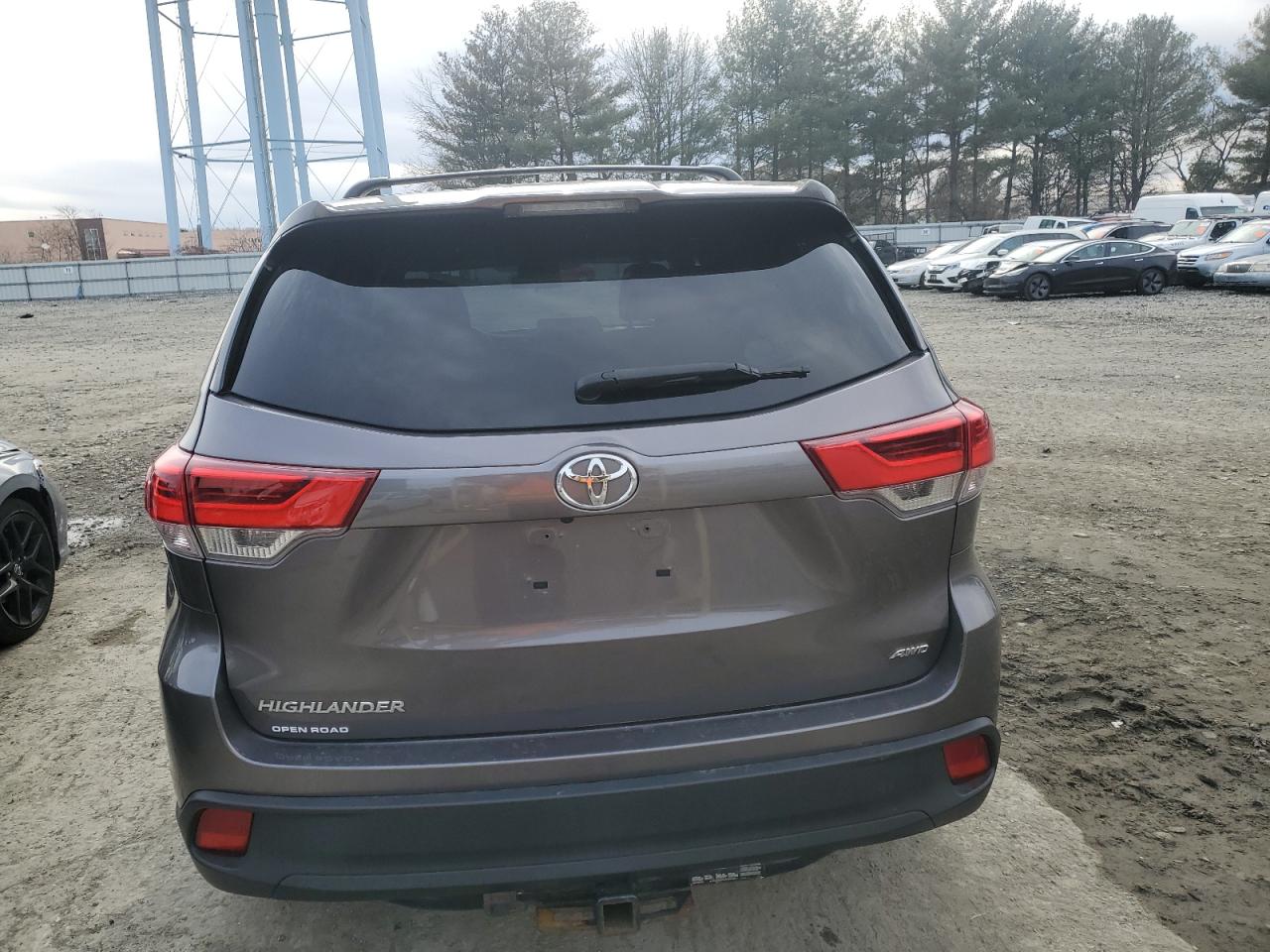 2018 Toyota Highlander - Image 6