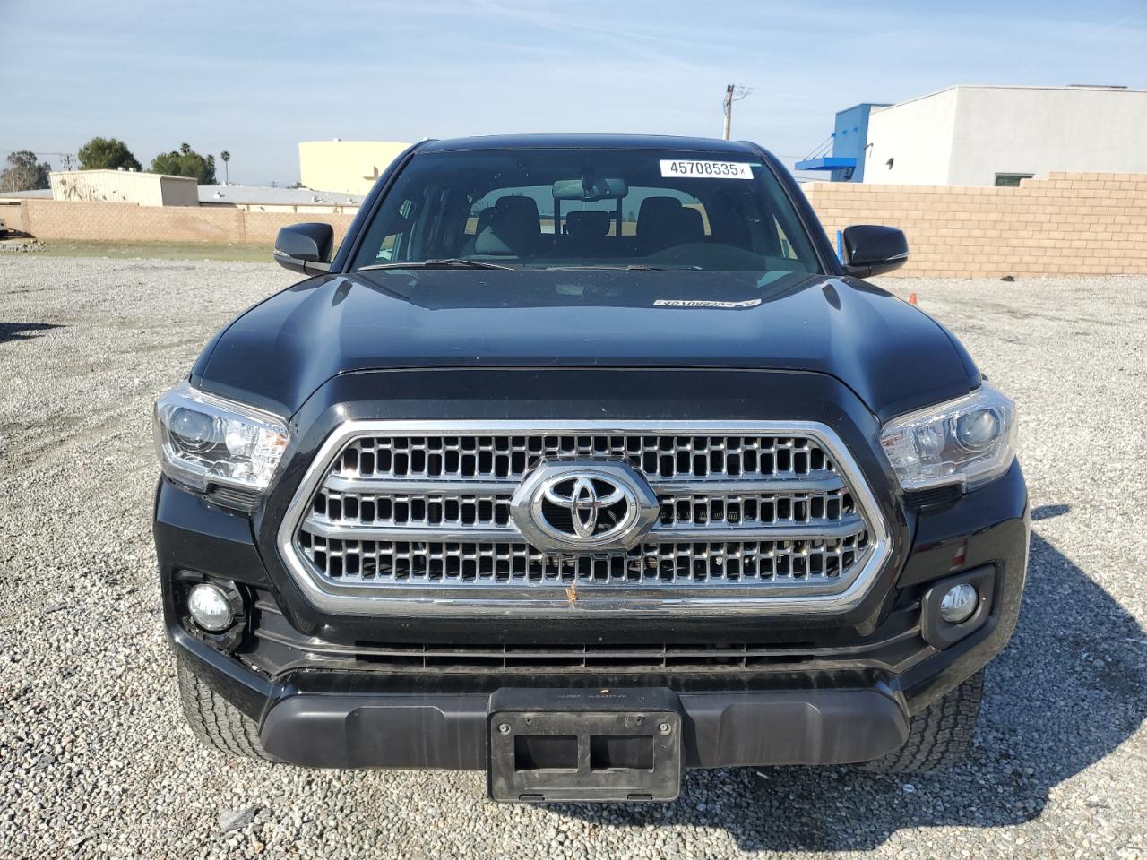 2016 Toyota Tacoma - Image 5