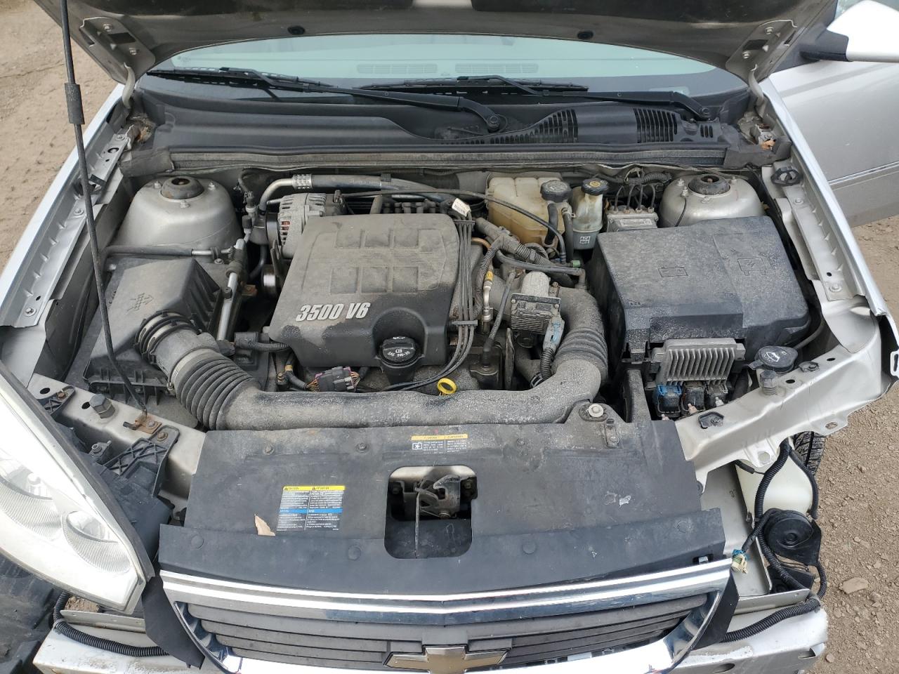2006 Chevrolet Malibu - Image 11
