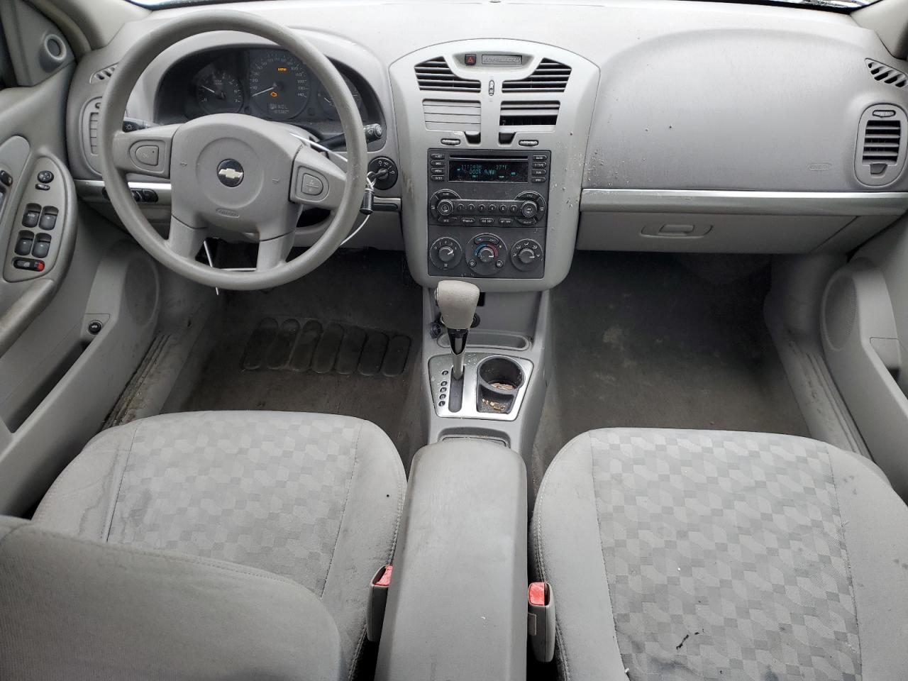 2005 Chevrolet Malibu - Image 8