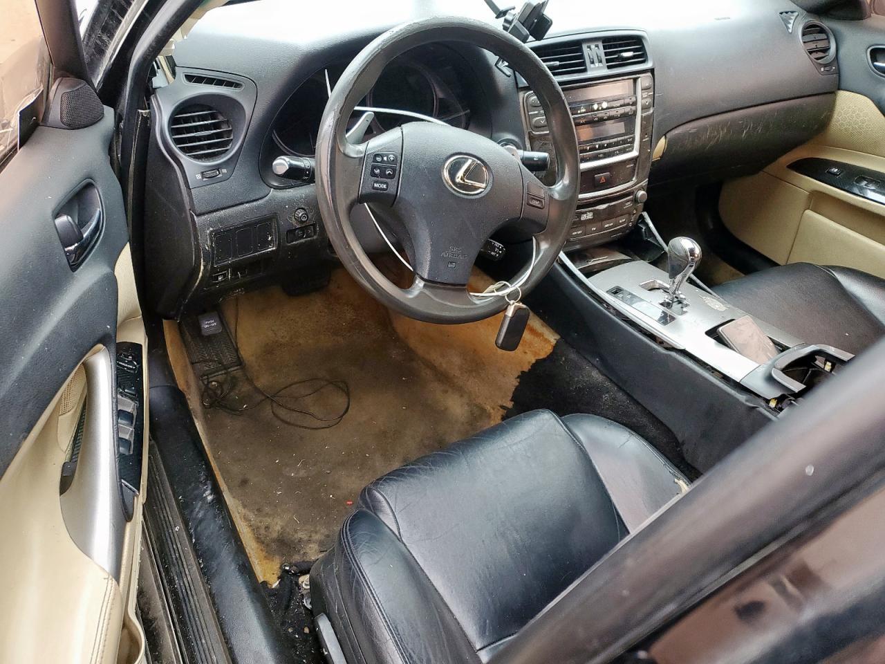 2006 Lexus IS - Image 8