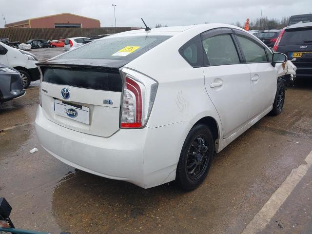 2014 TOYOTA PRIUS HYBRID 