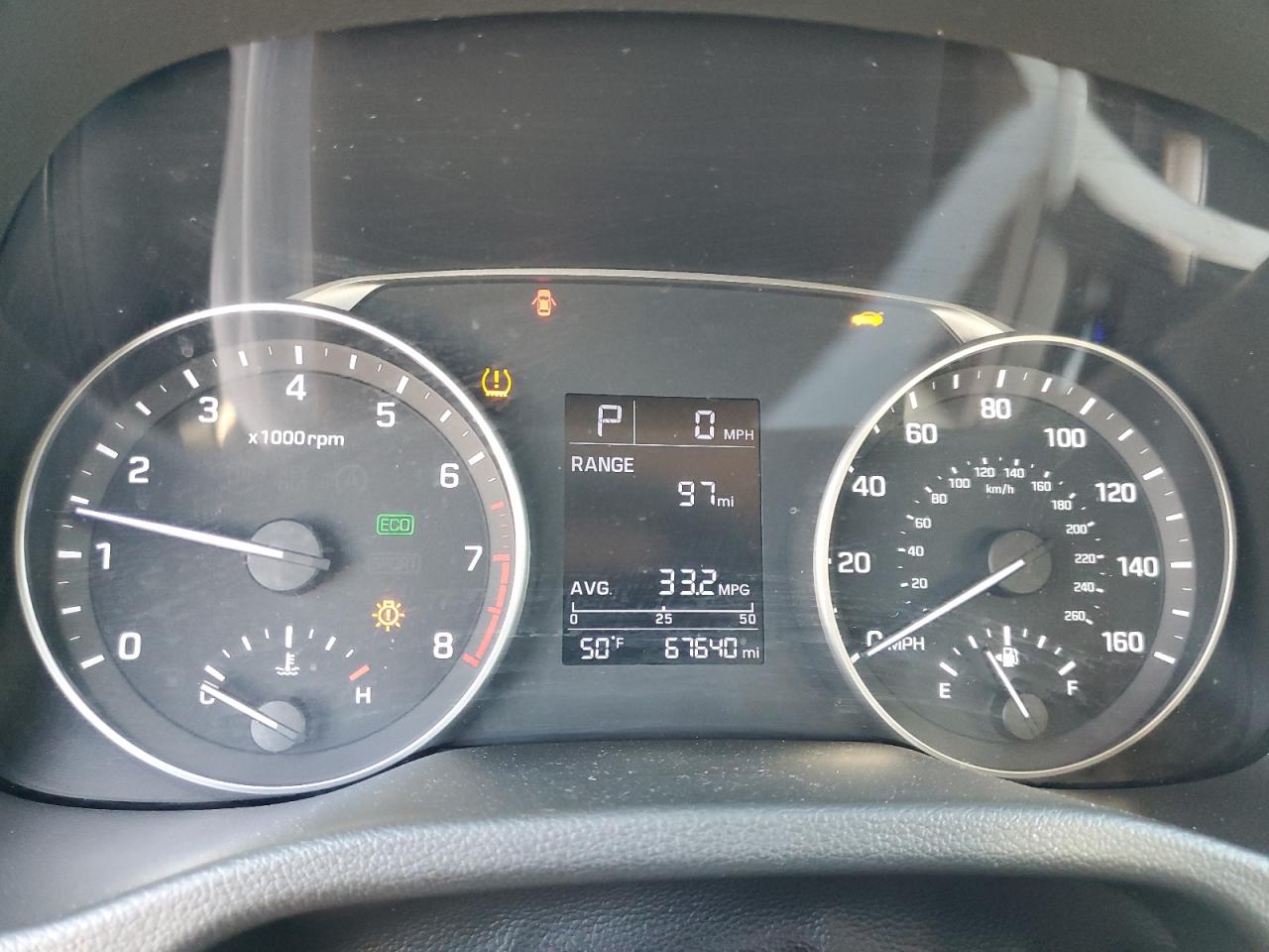 2017 Hyundai Elantra - Image 9