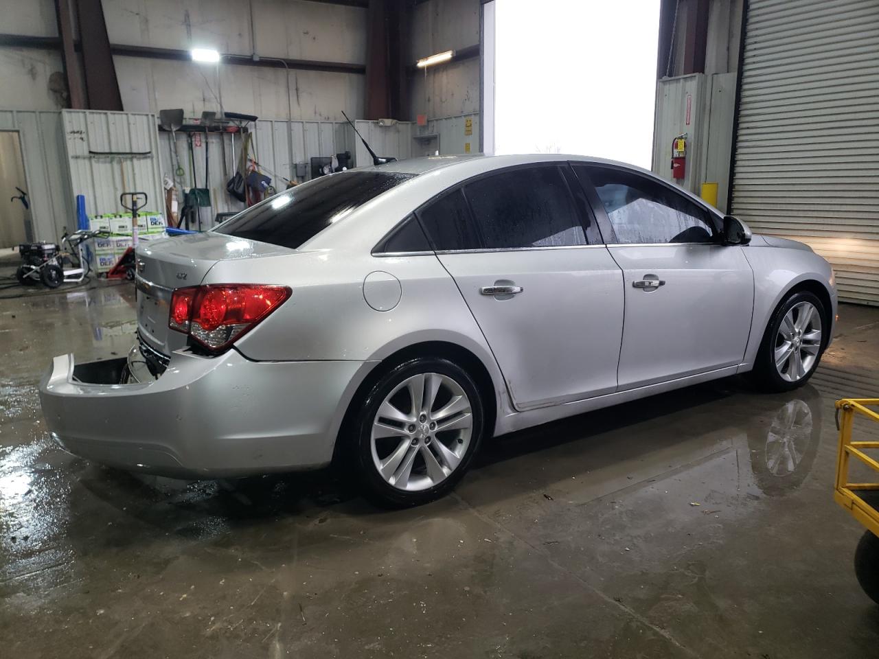 2012 Chevrolet Cruze - Image 3