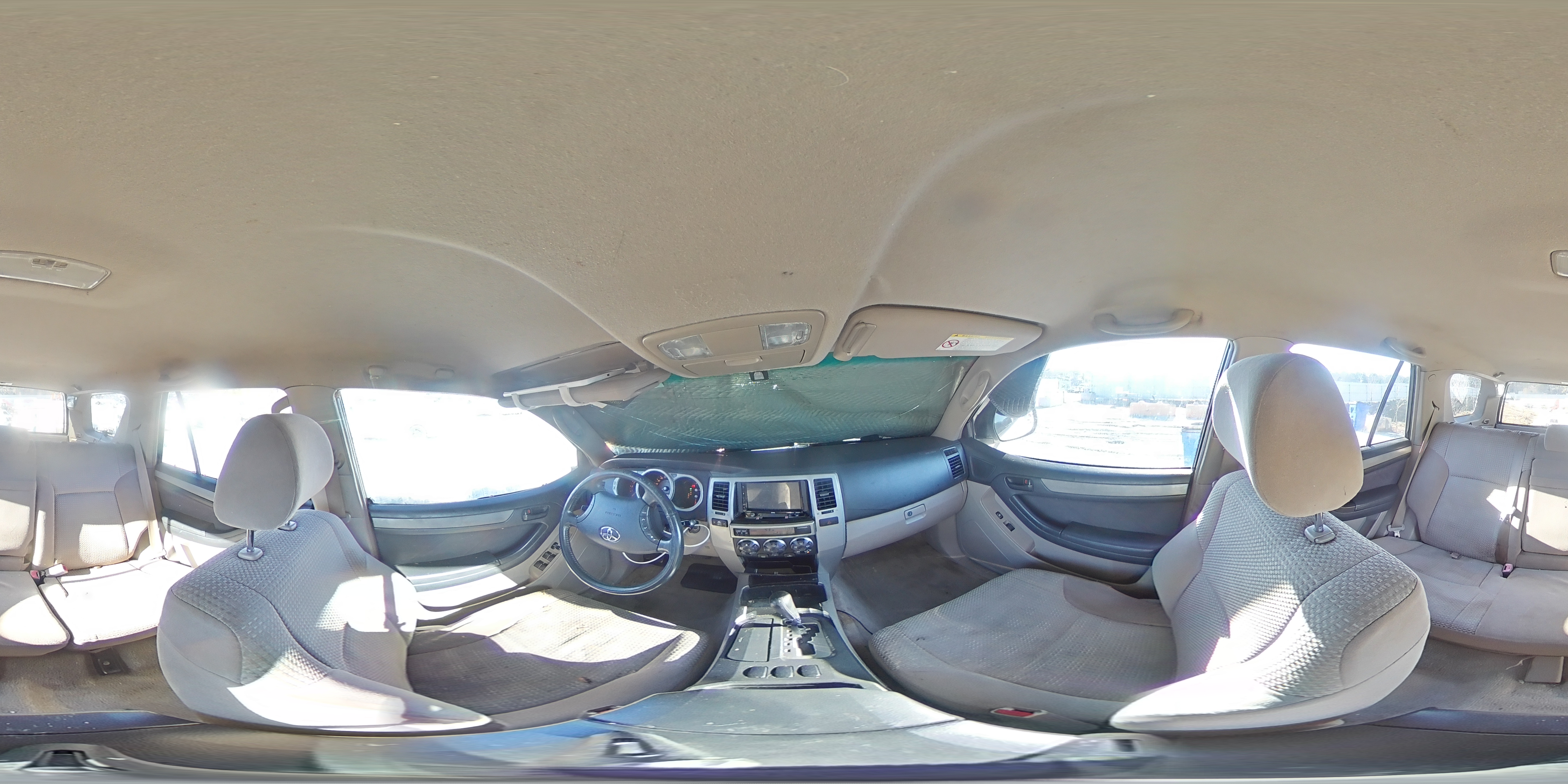 2004 Toyota 4Runner - Image 14