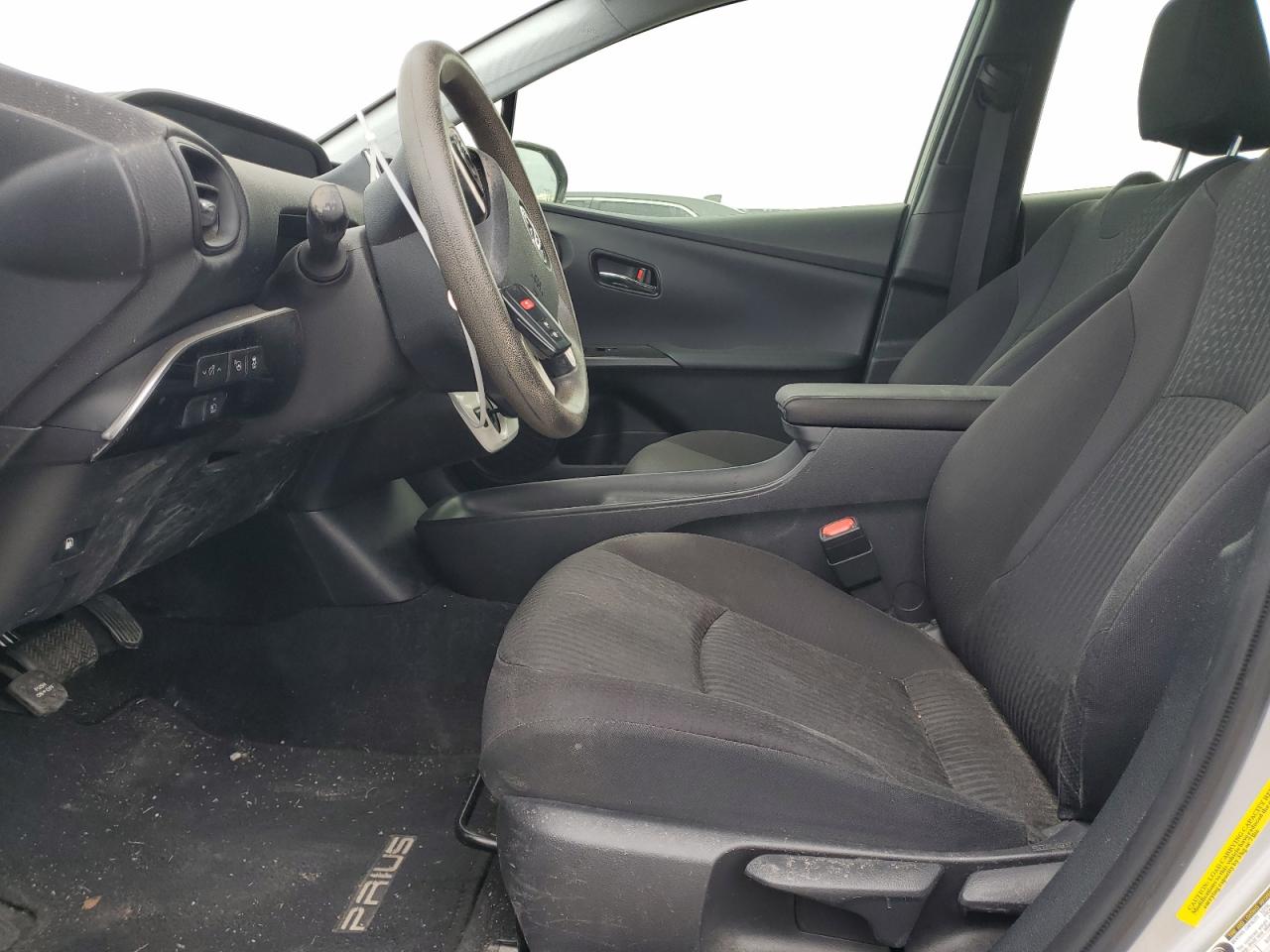 2018 Toyota Prius - Image 7
