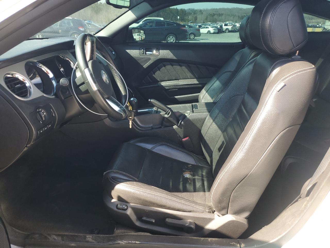 2012 Ford Mustang - Image 7