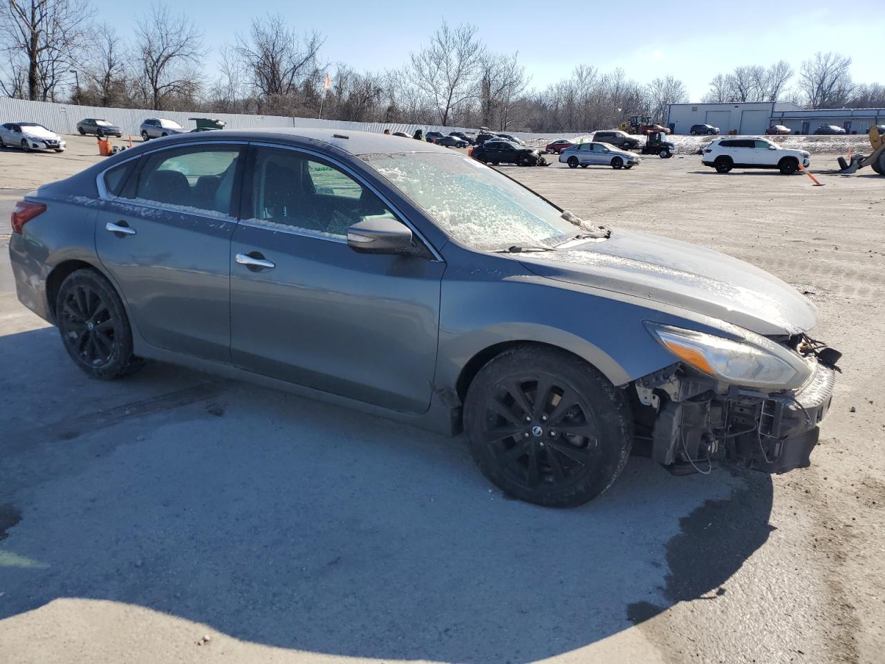 2018 Nissan Altima - Image 4