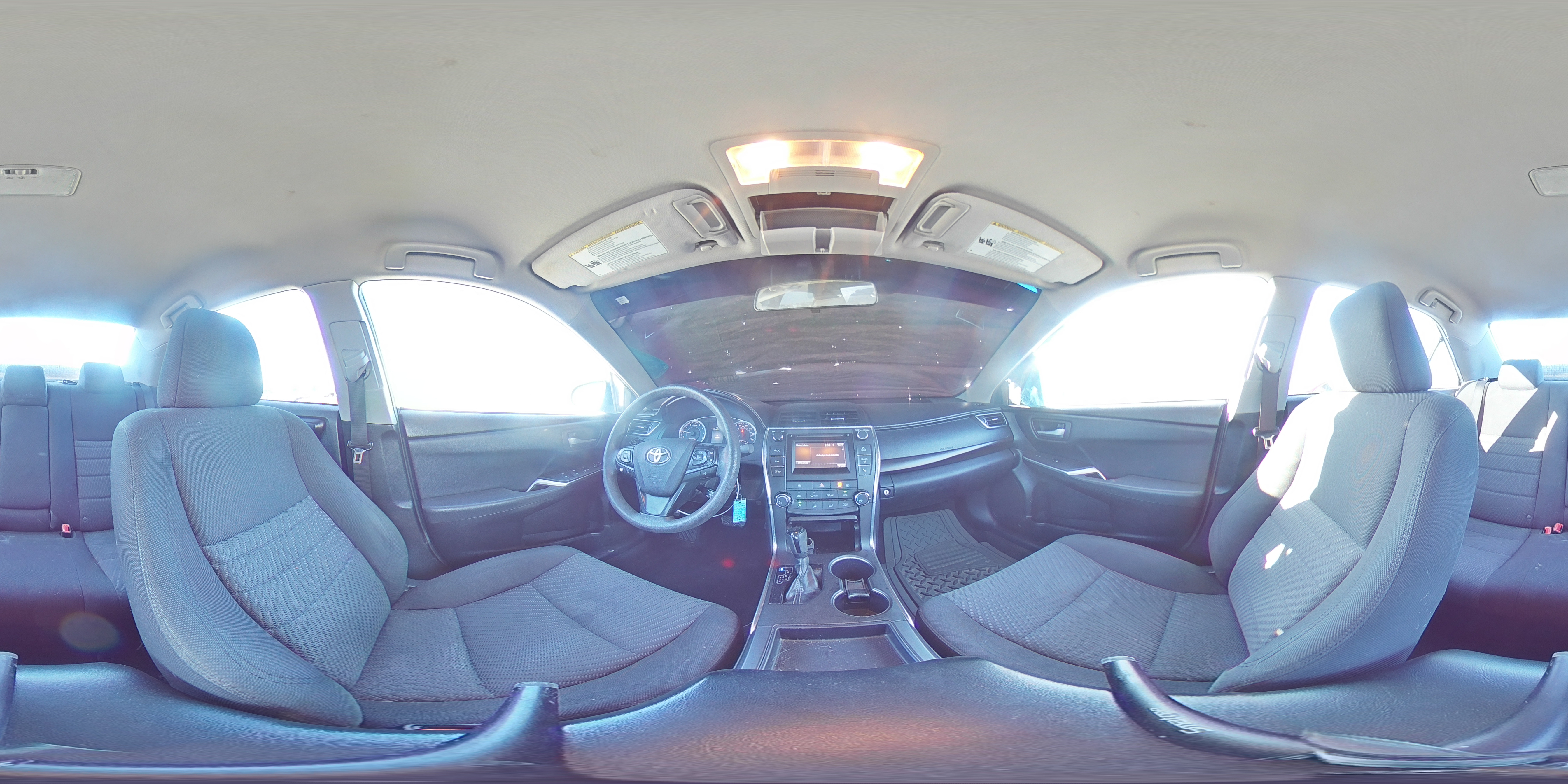 2017 Toyota Camry - Image 13