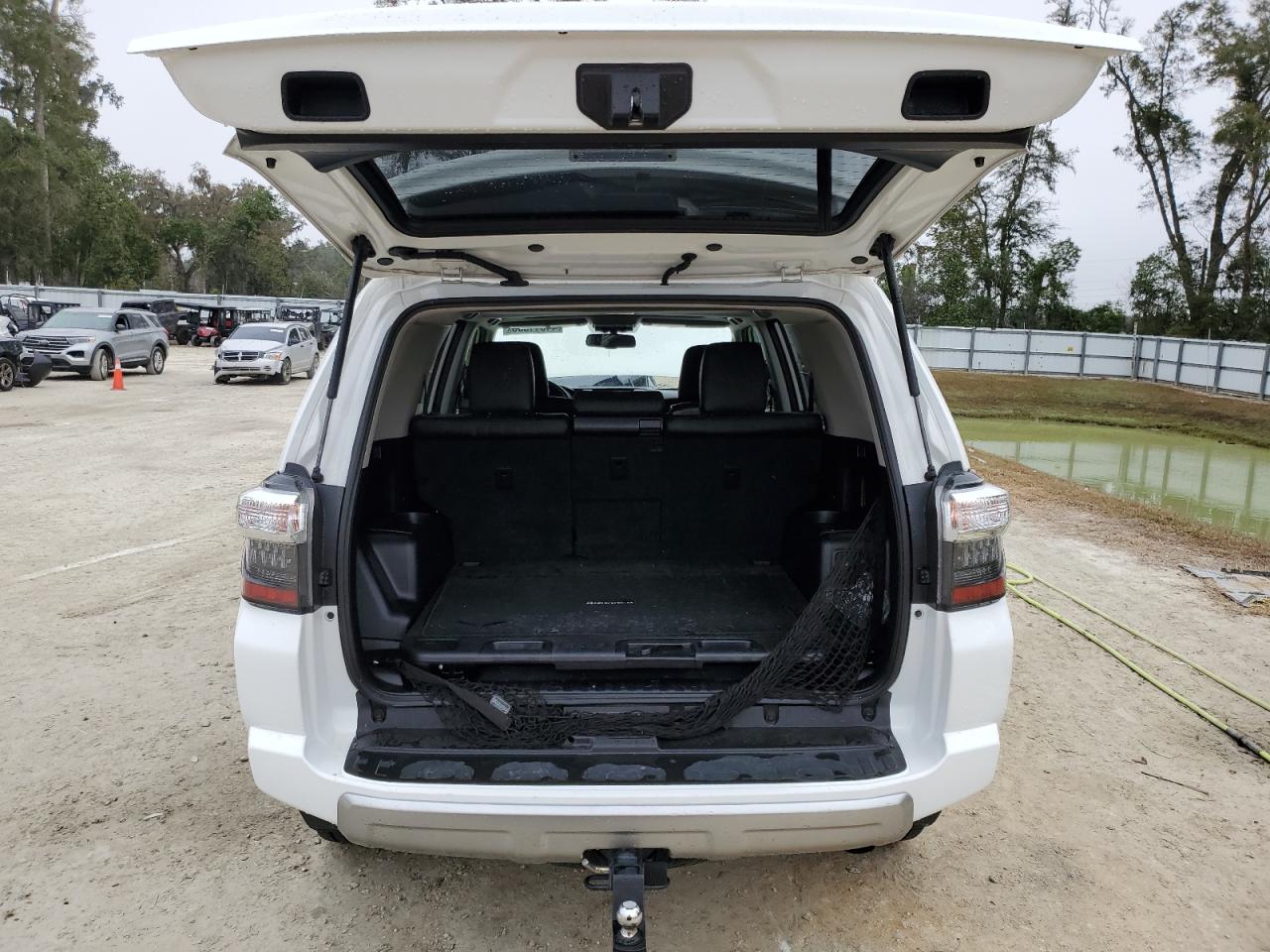 2019 Toyota 4Runner - Image 6