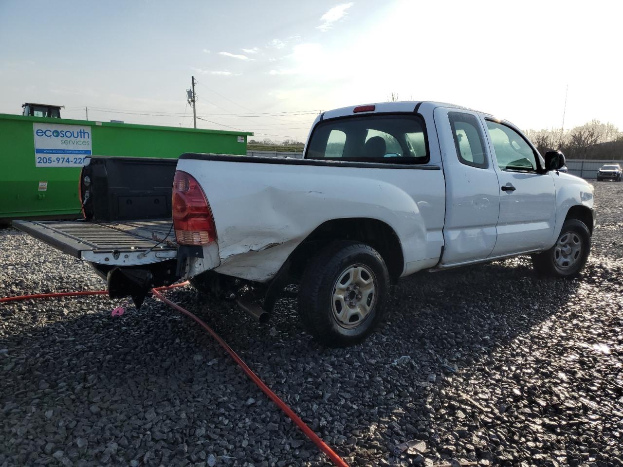 2015 Toyota Tacoma - Image 3