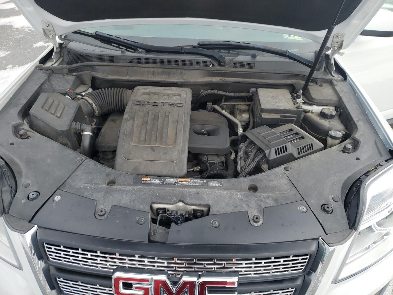 2013 GMC Terrain - Image 12