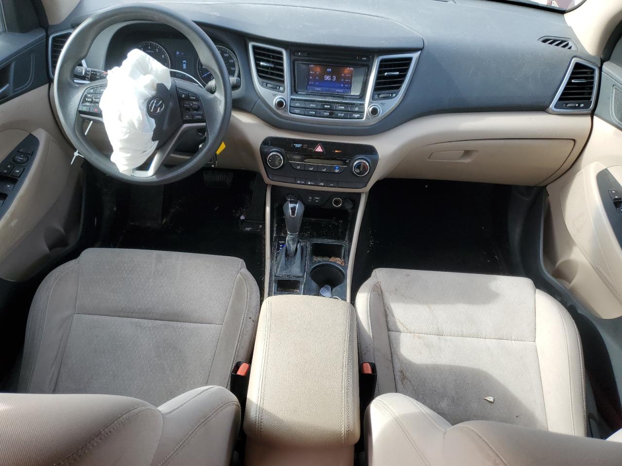 2017 Hyundai Tucson - Image 8