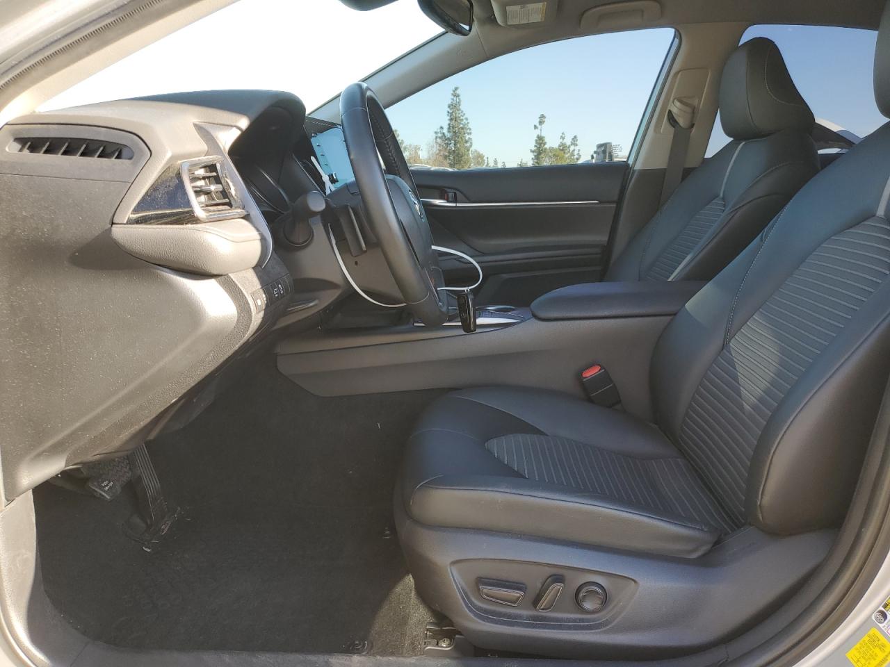2022 Toyota Camry - Image 7