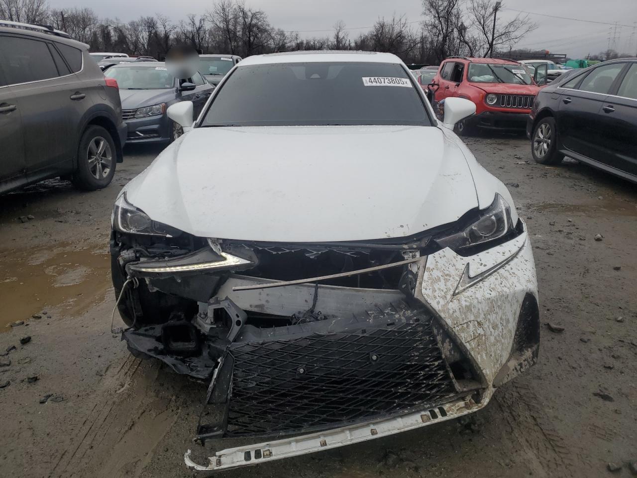 2019 Lexus IS - Image 5