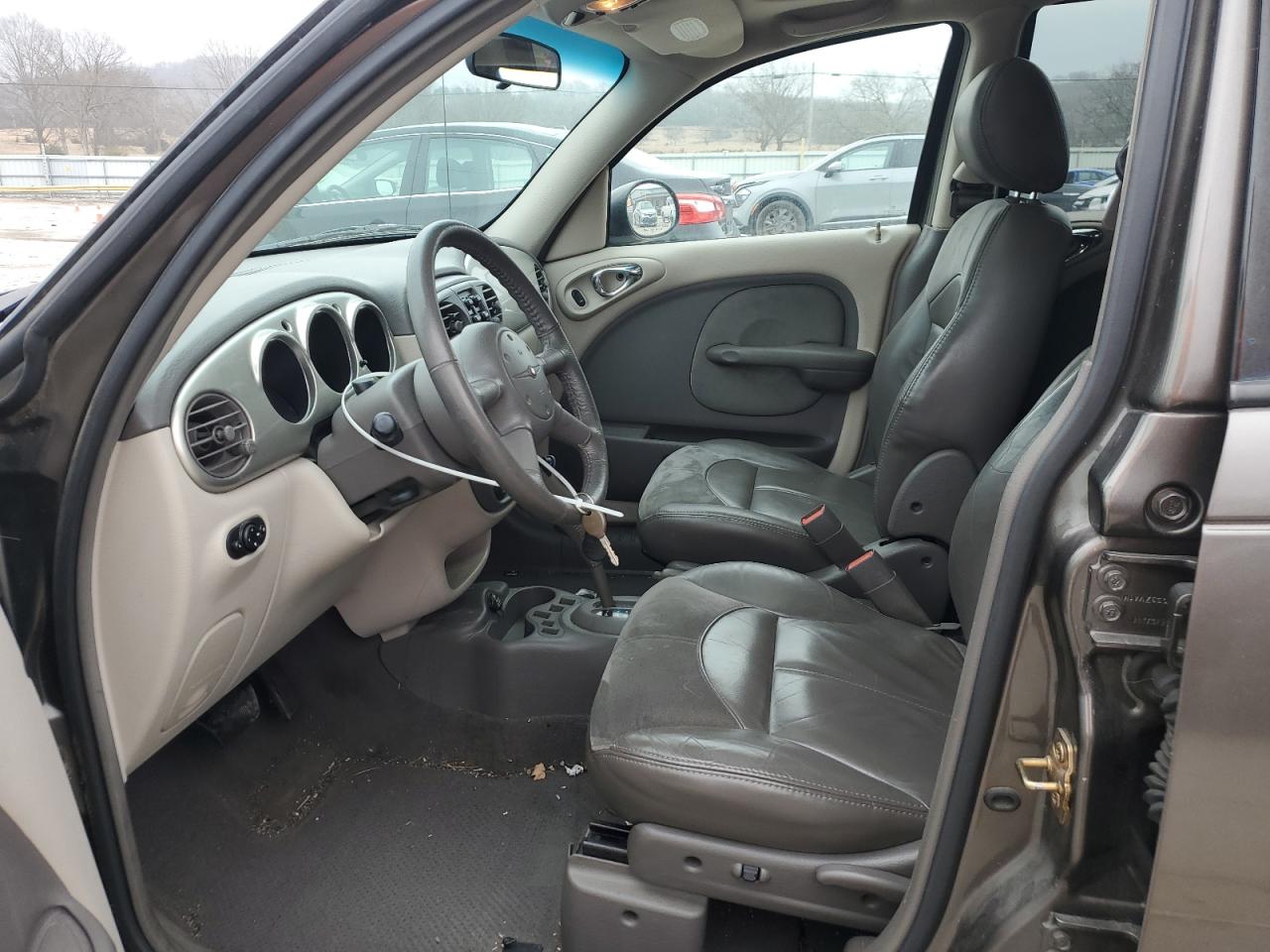 2001 Chrysler PT Cruiser - Image 7