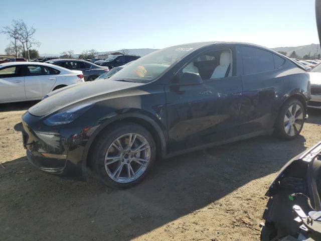  TESLA MODEL Y 2023 Черный