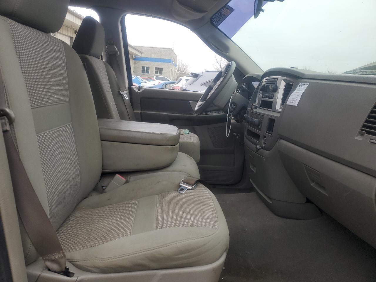 2007 Dodge RAM - Image 7
