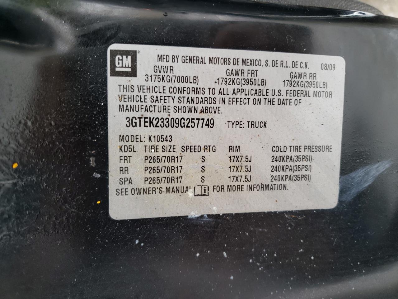 2009 GMC Sierra - Image 12