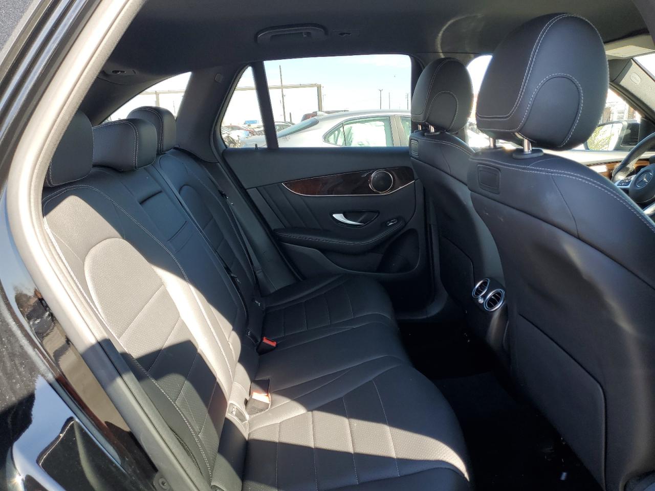 2019 Mercedes-Benz GLC - Image 11