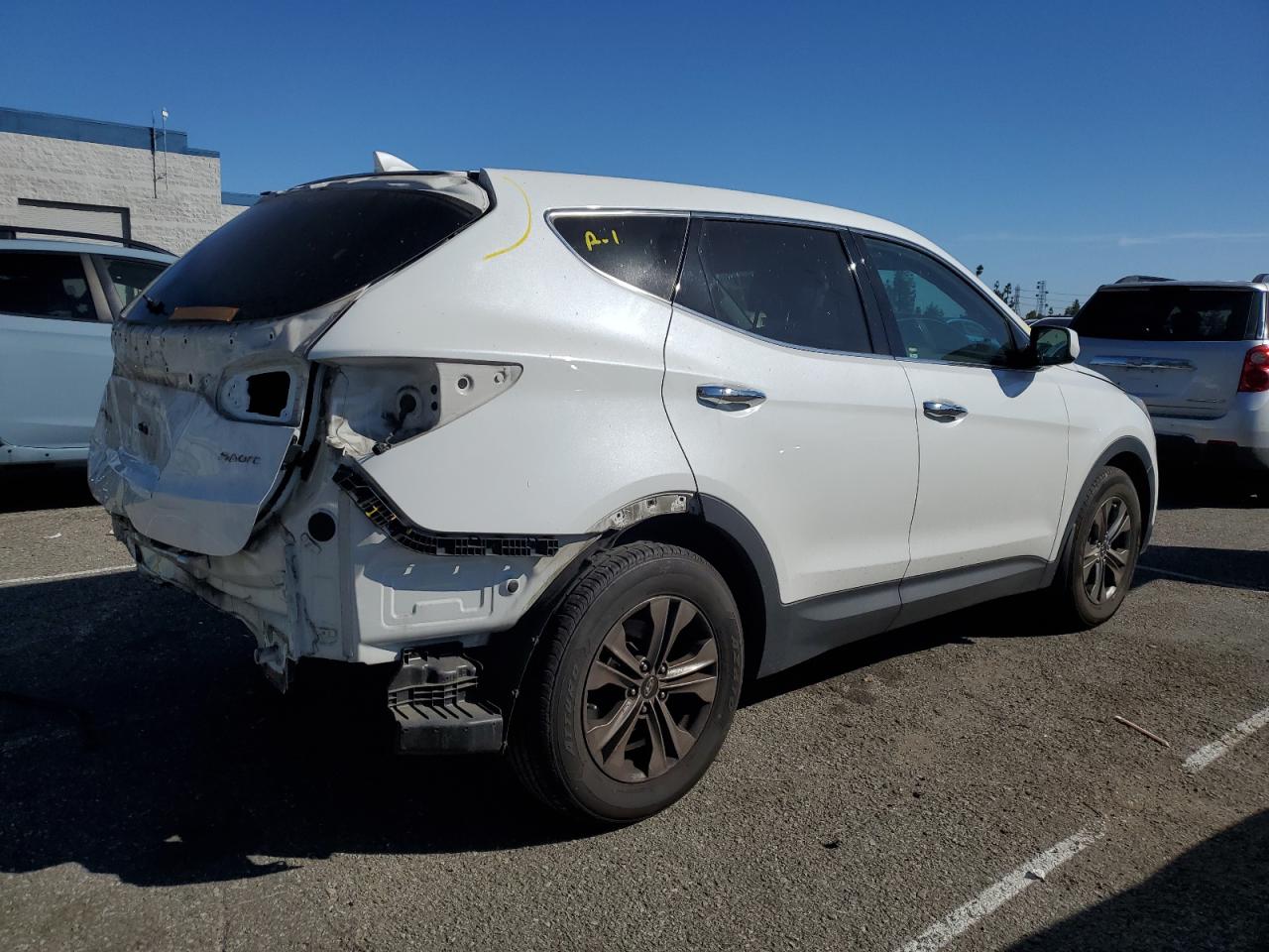 2015 Hyundai Santa Fe - Image 3