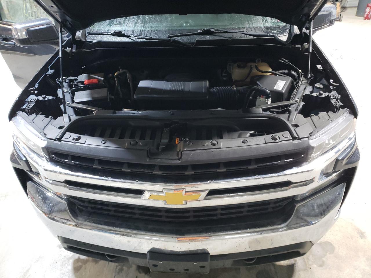 2021 Chevrolet Silverado - Image 11