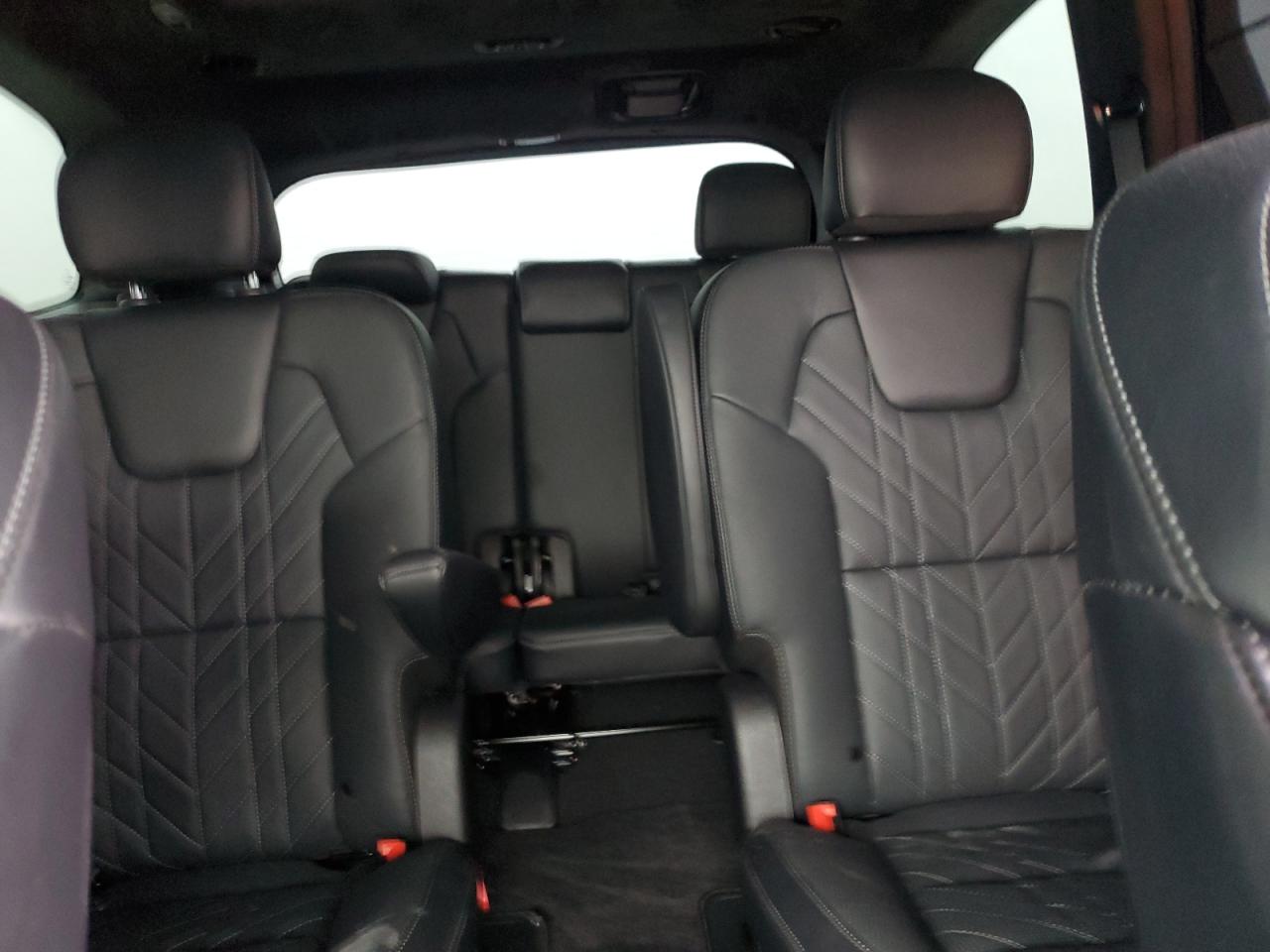 2024 Kia Telluride - Image 10