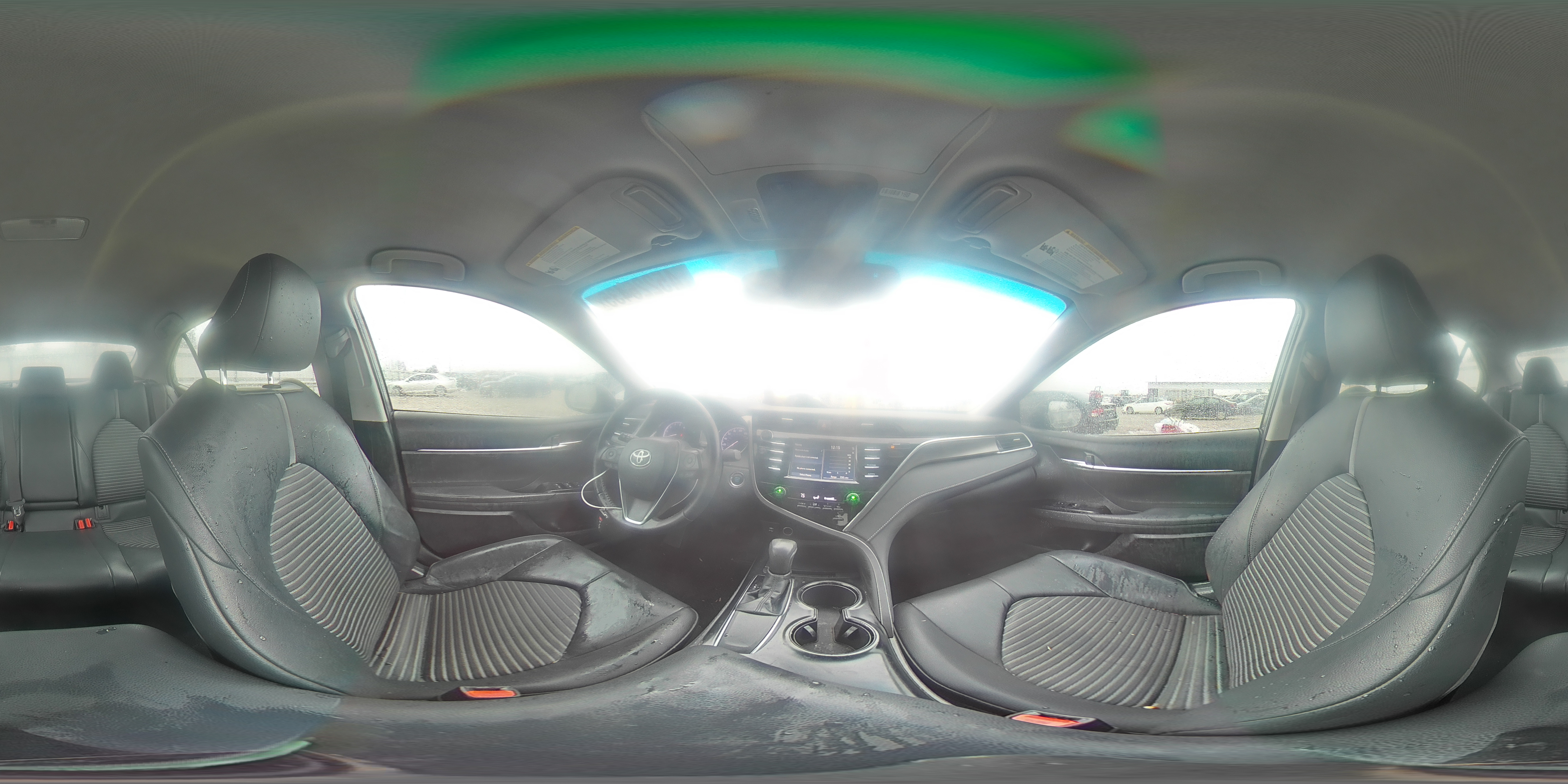 2018 Toyota Camry - Image 13