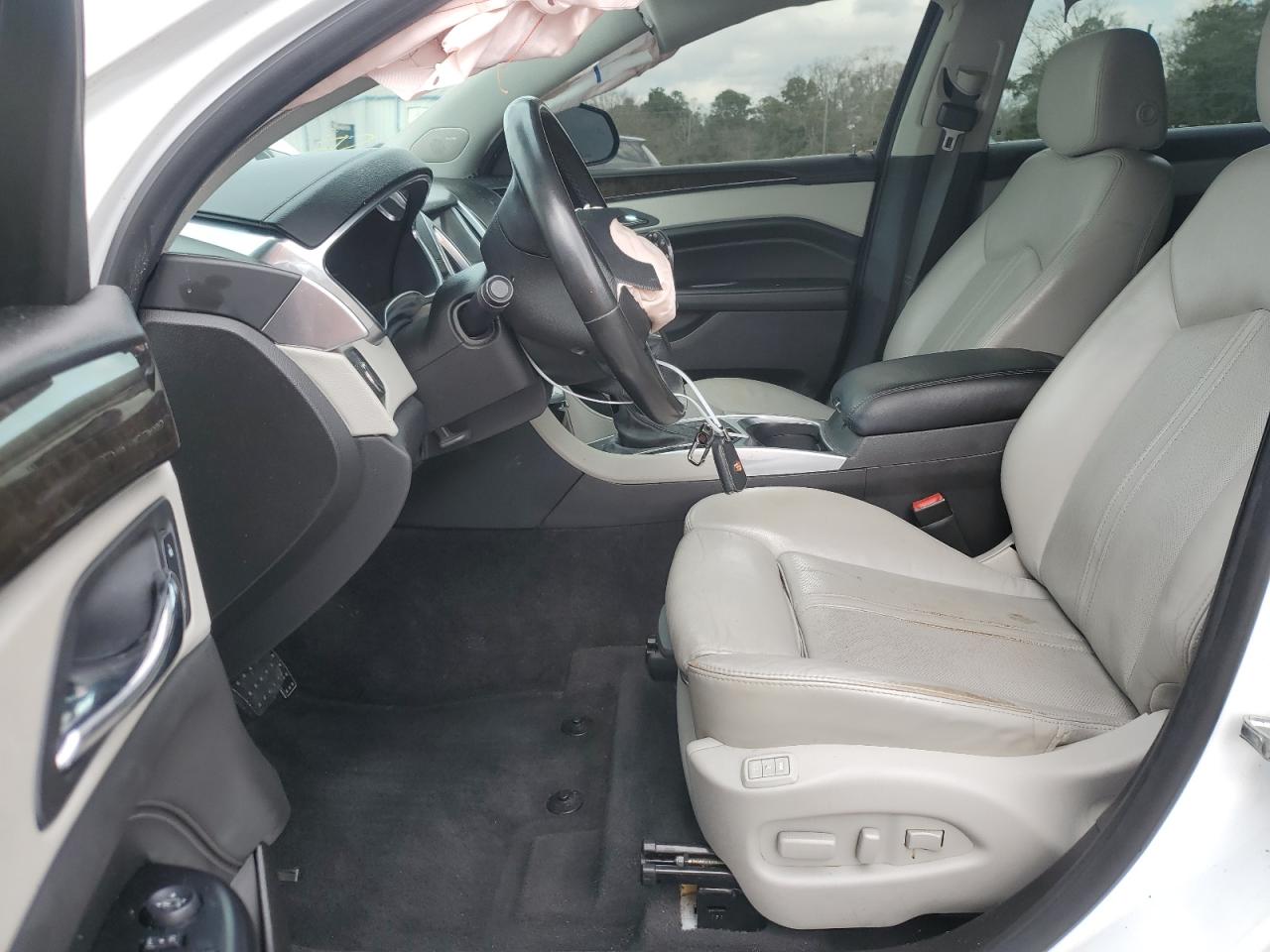 2015 Cadillac SRX - Image 7