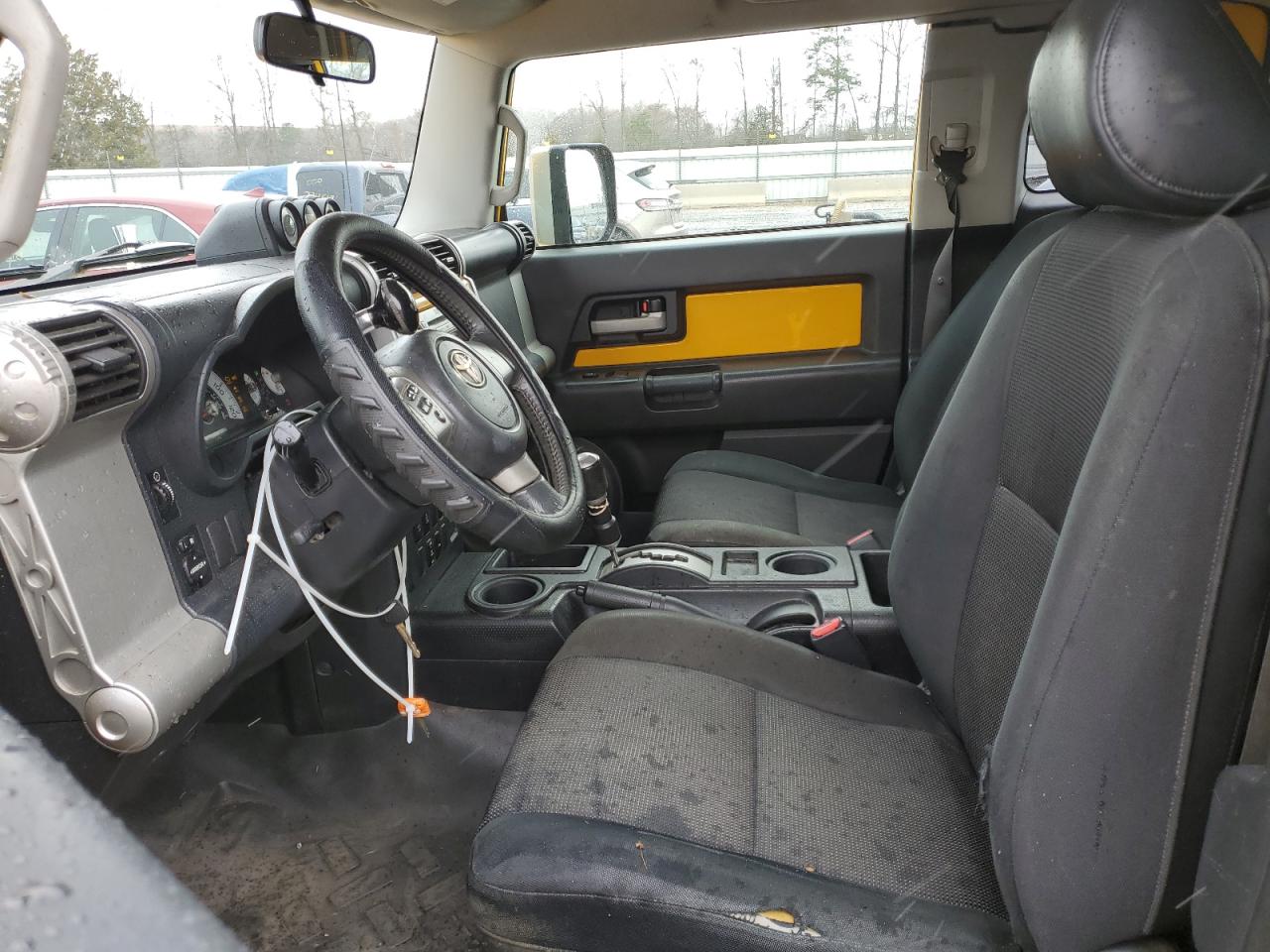 2007 Toyota FJ Cruiser - Image 7