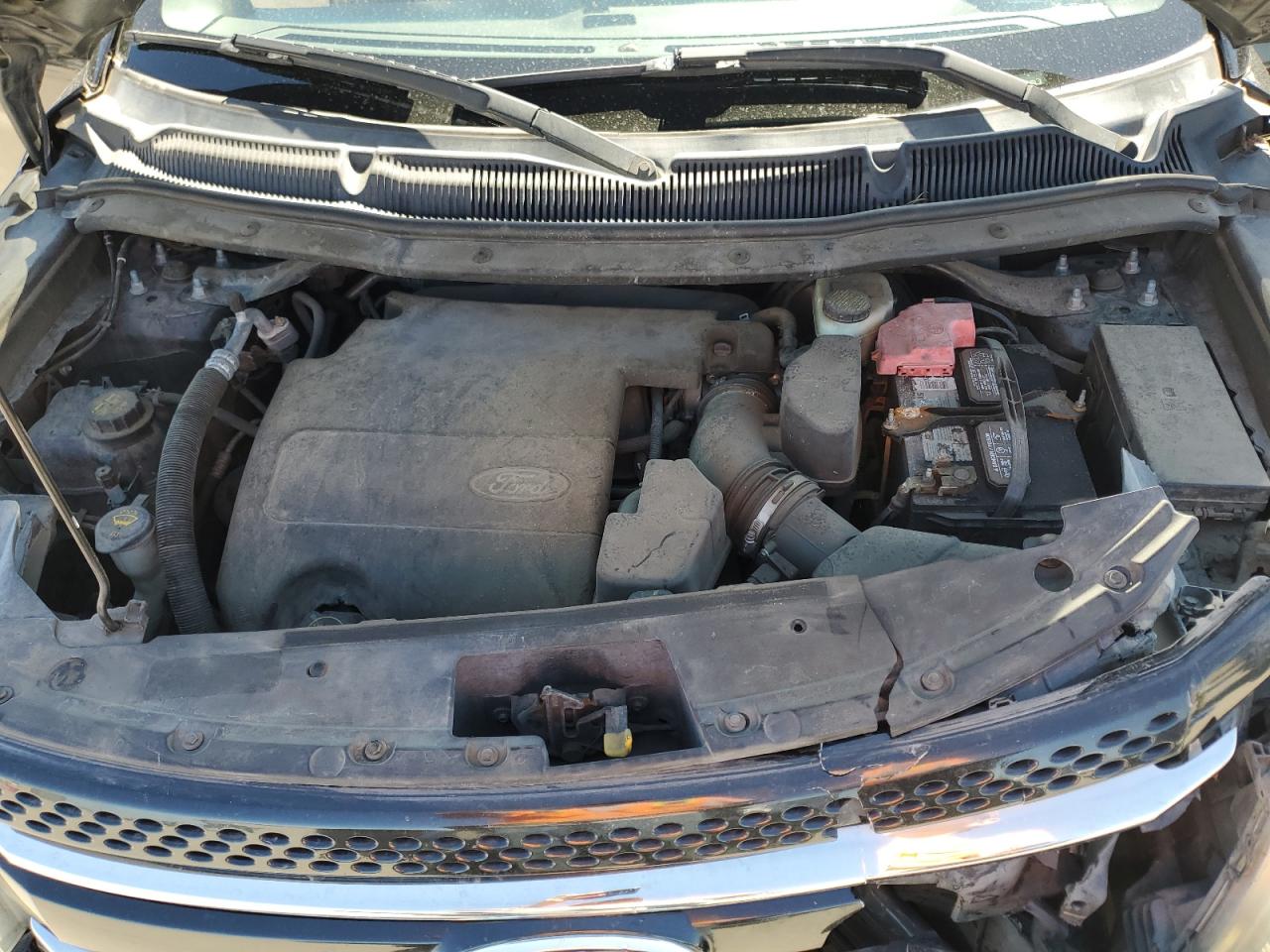 2015 Ford Explorer - Image 13
