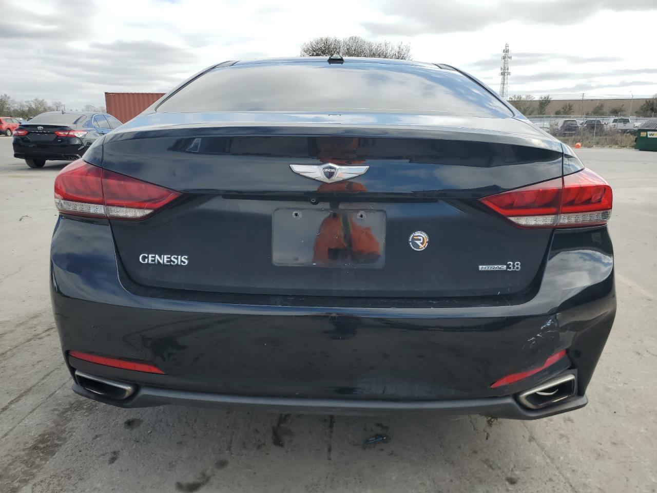 2015 Hyundai Genesis - Image 6