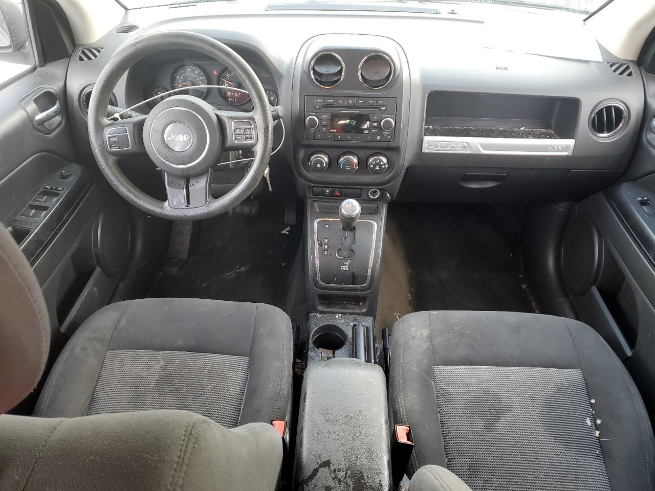 2016 Jeep Compass - Image 8