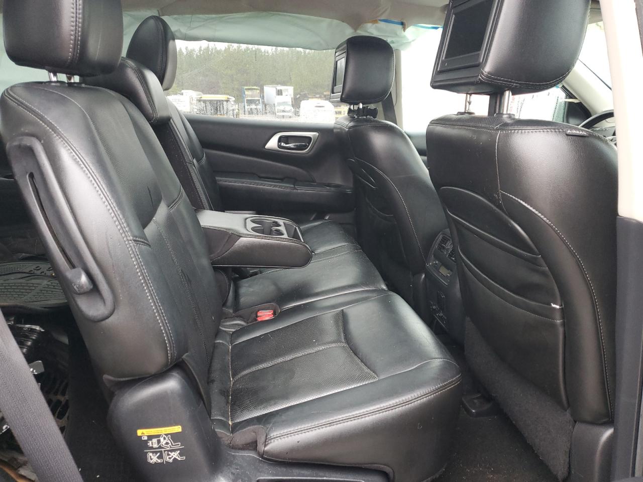 2013 Nissan Pathfinder - Image 11