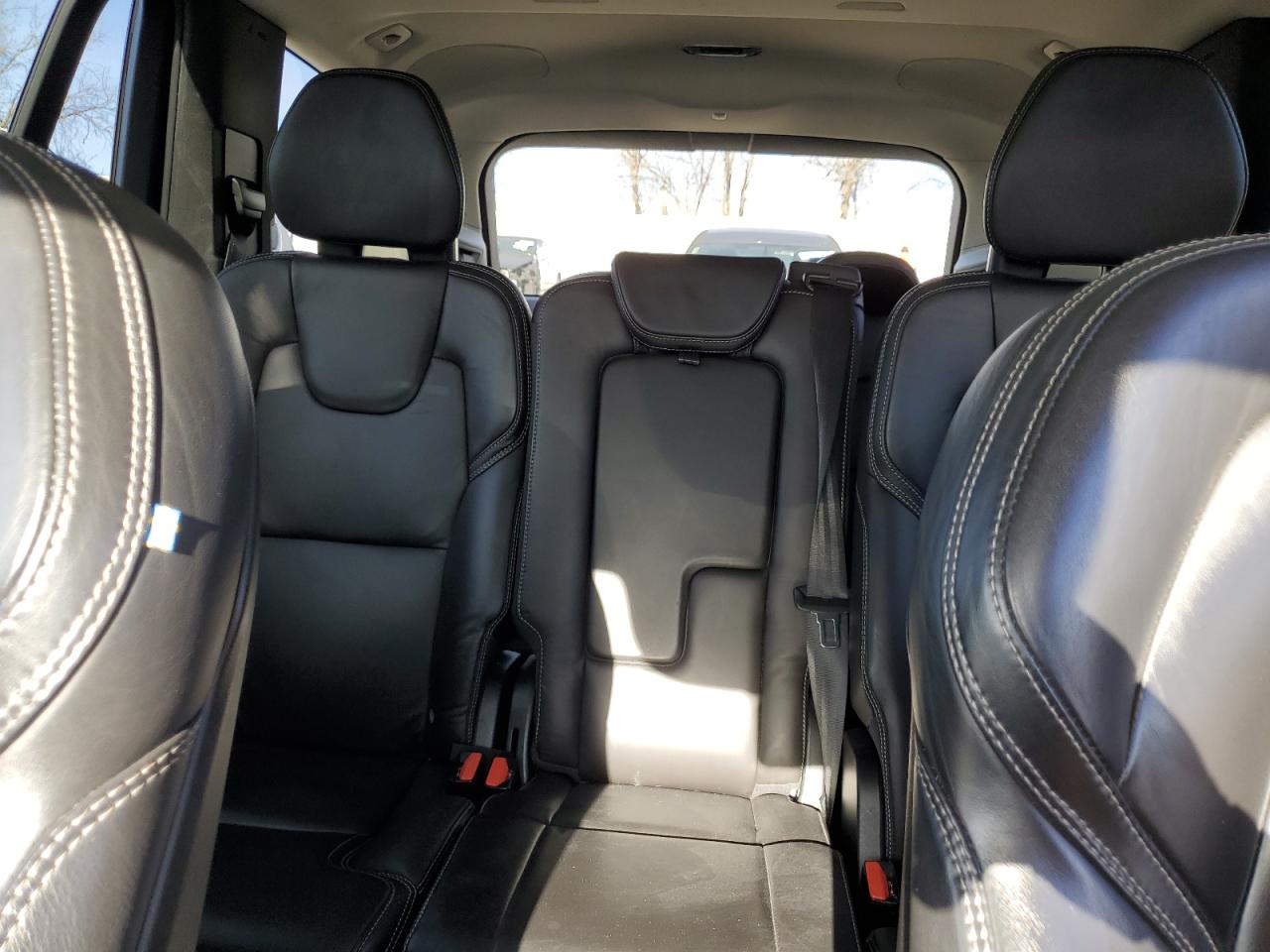 2017 Volvo XC90 - Image 10