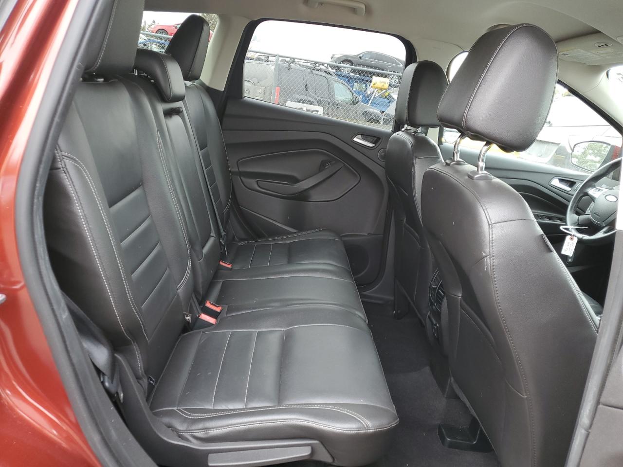 2015 Ford Escape - Image 11