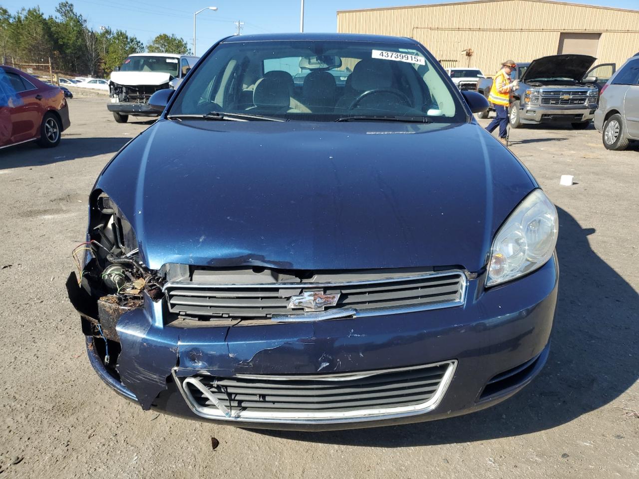 2011 Chevrolet Impala - Image 5