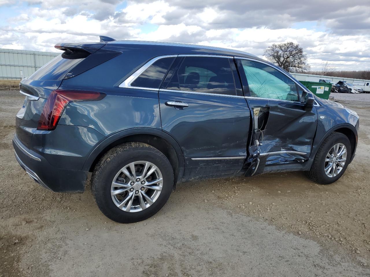 2020 Cadillac XT5 - Image 3