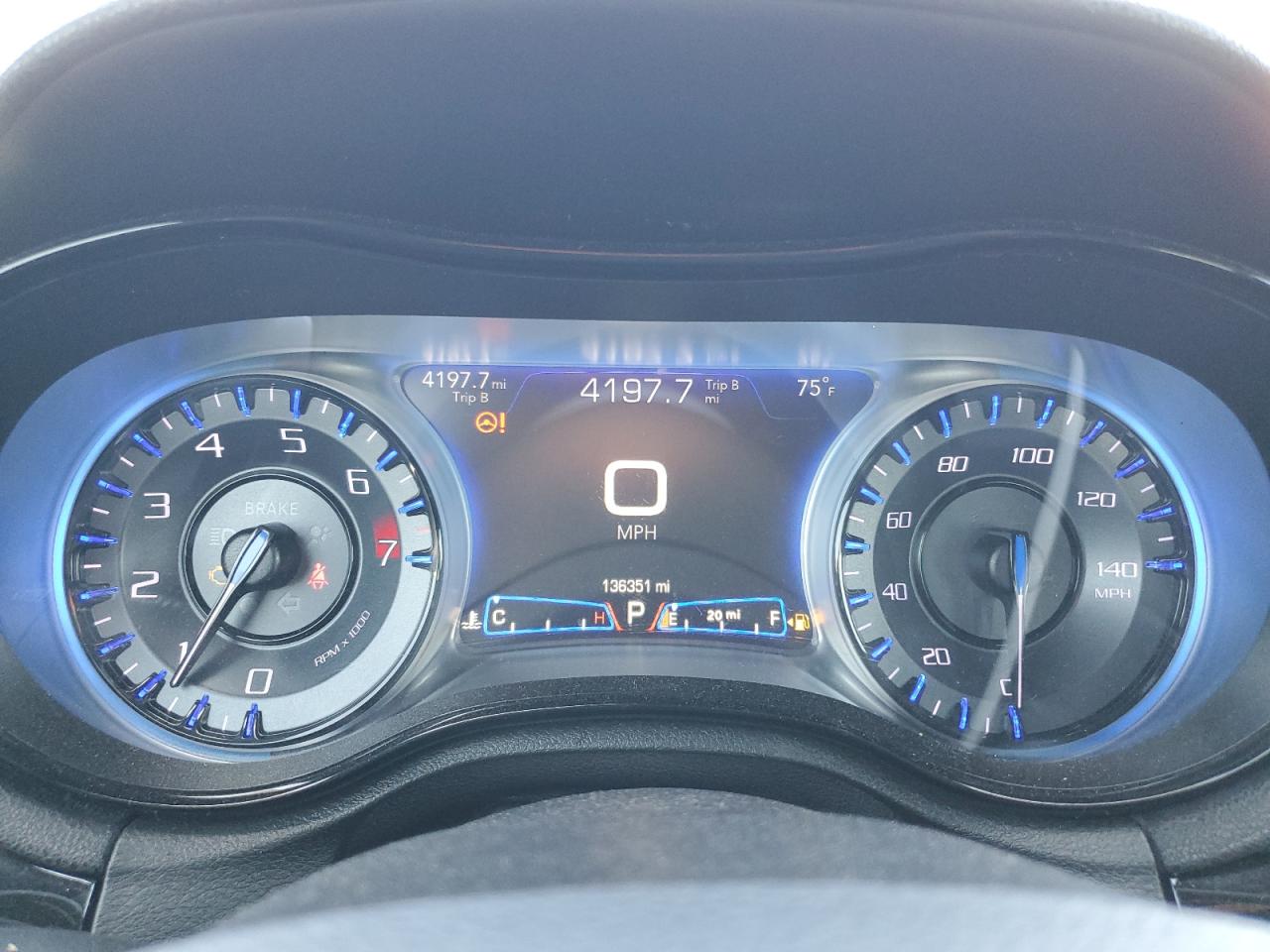 2019 Chrysler 300 - Image 9