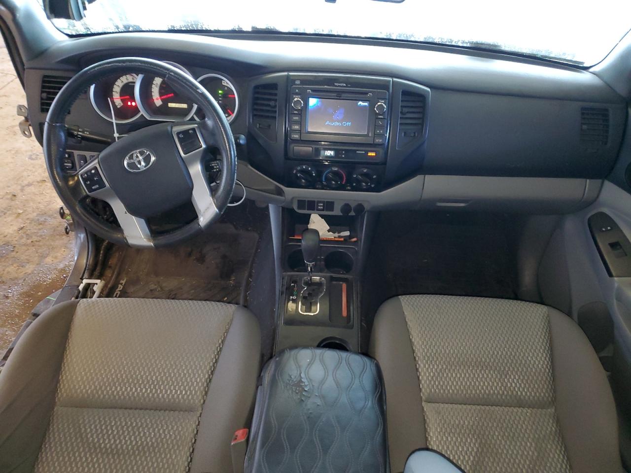 2013 Toyota Tacoma - Image 8
