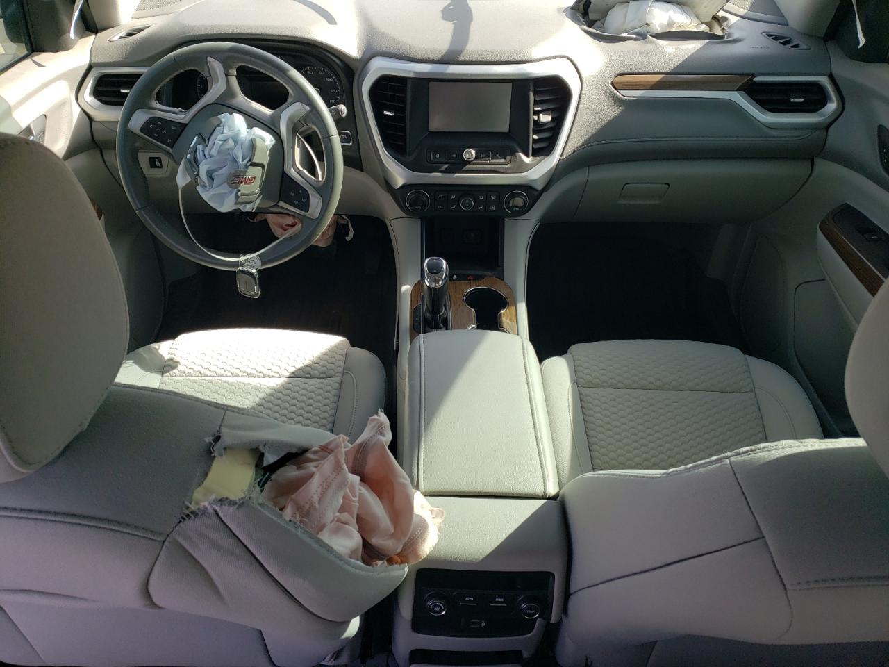 2019 GMC Acadia - Image 8
