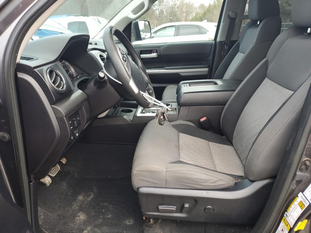 2016 Toyota Tundra - Image 7