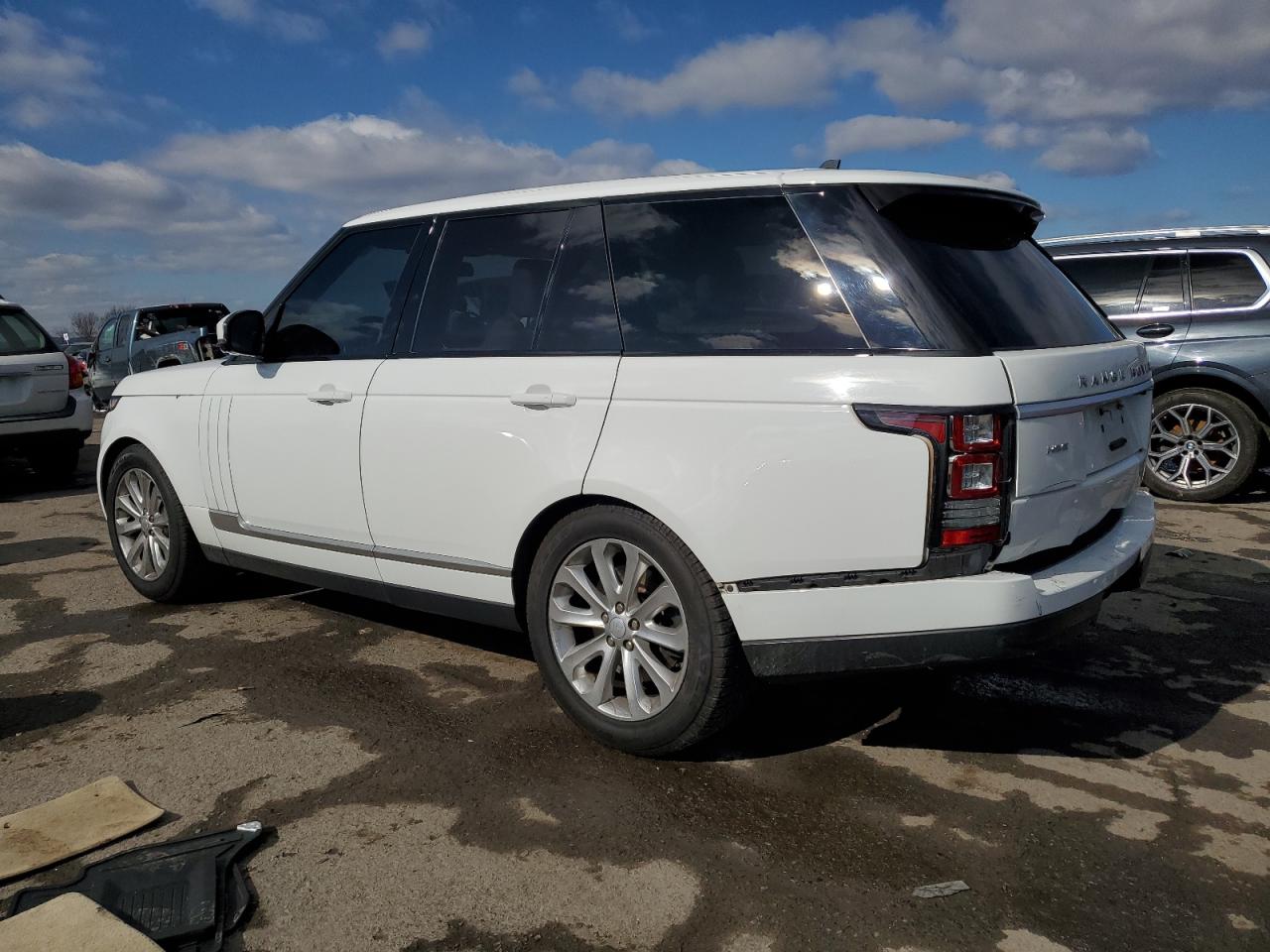 2016 Land Rover Range Rover - Image 2